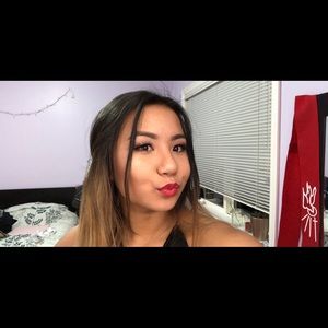 Meet your Posher, Lily